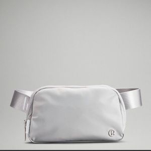 NWT Lululemon everywhere belt bag